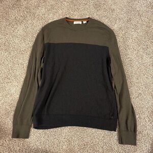 Calvin Klein Men's Two-Tone Sweater in Olive and Black